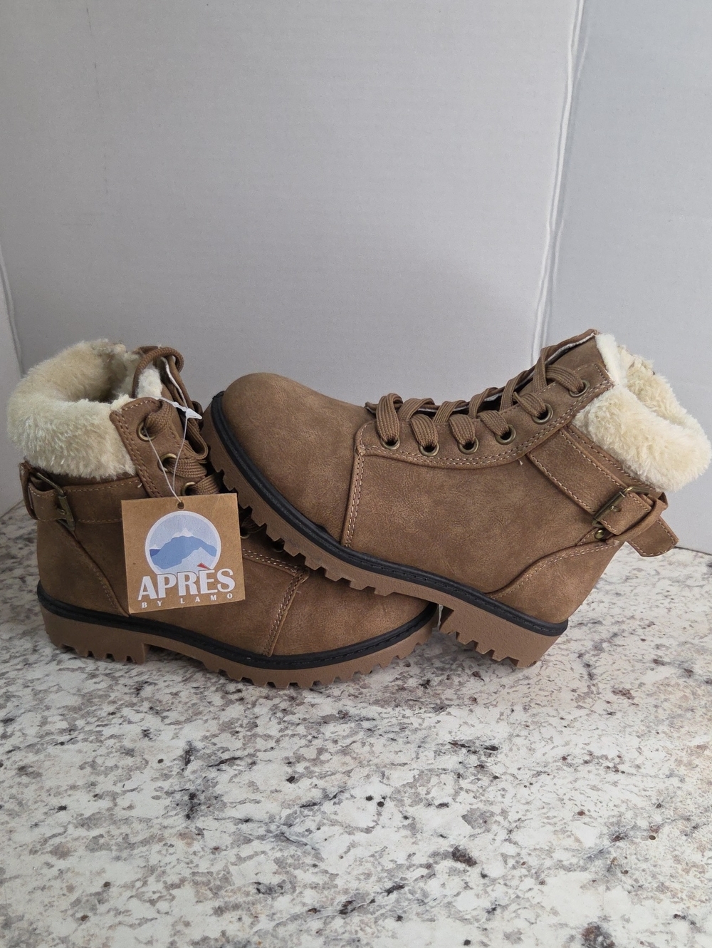 Apres By Lamo Kids Boots..12y
